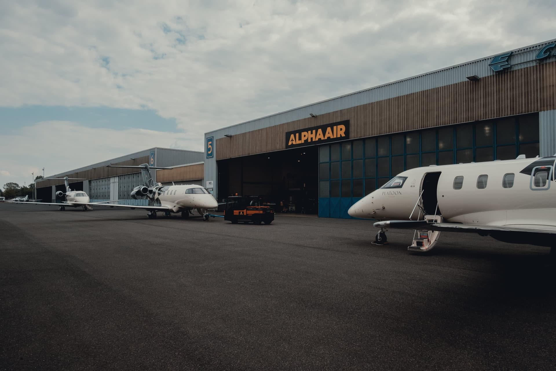 Aircraft Type Service